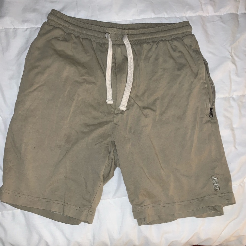 Kith Bowery Short - Picture 2 of 5